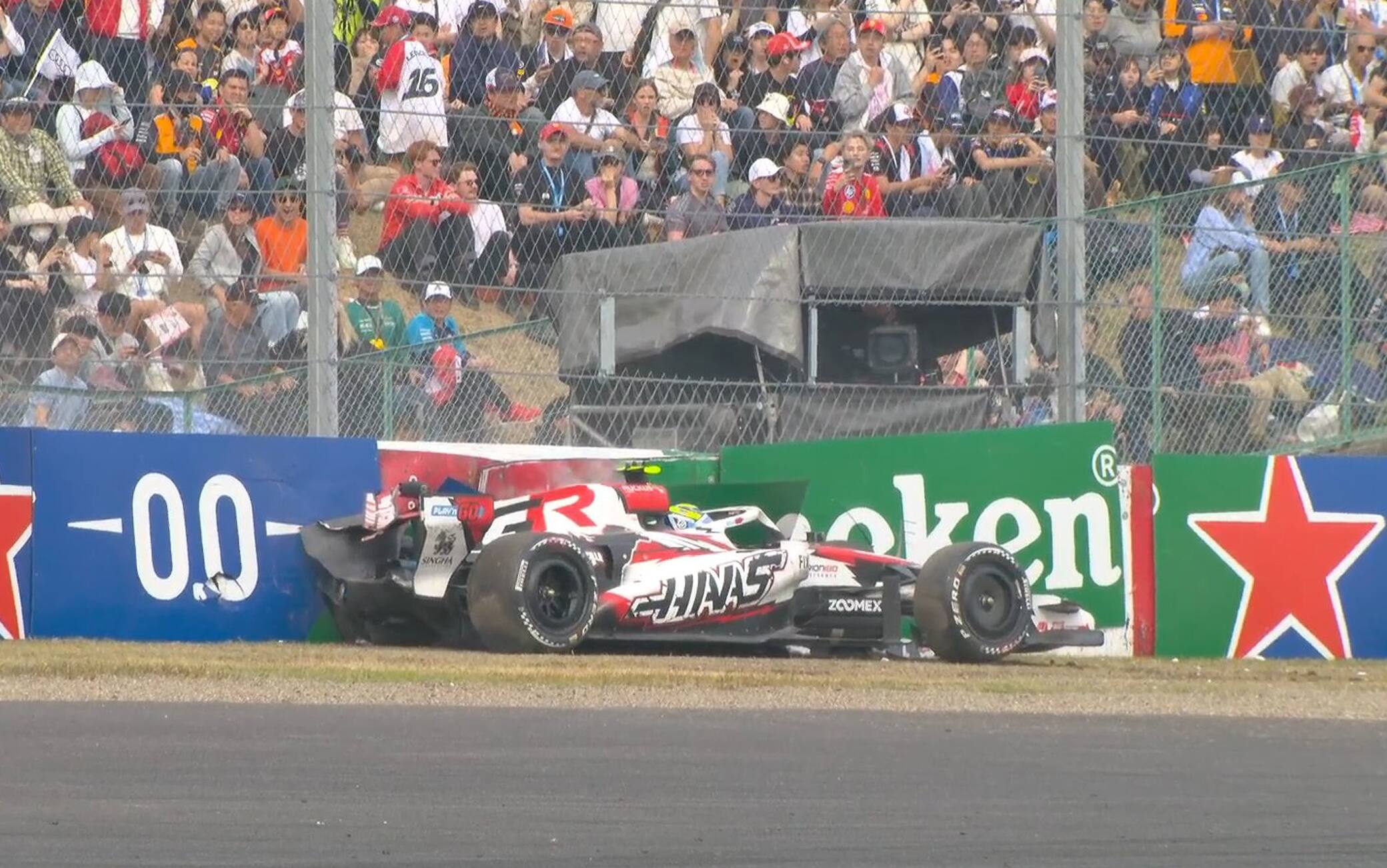 Brutto incidente per Bearman con Colapinto nel GP Giappone. VIDEO