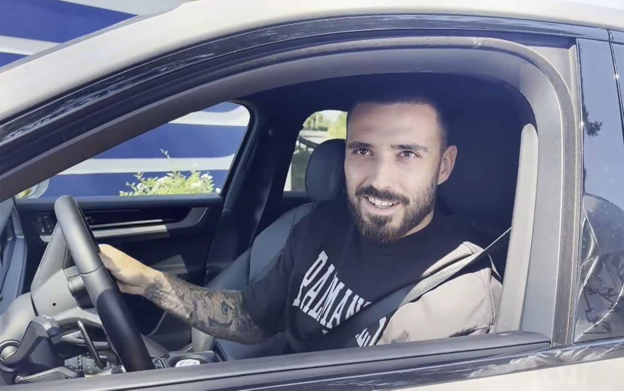 Milan, Gila saluta i tifosi della Lazio: "Partirò in questi giorni". VIDEO