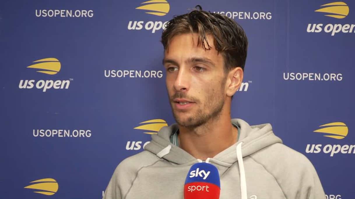 https://sport.sky.it/assets/images/2b6b2ac52964f231adb4796e9cd04f502912b3c8/skysport/it/tennis/video/2026/09/04/1121855_1788473583181_thumb_494.0000001_1788474193059.jpg?im=Resize,width=1218