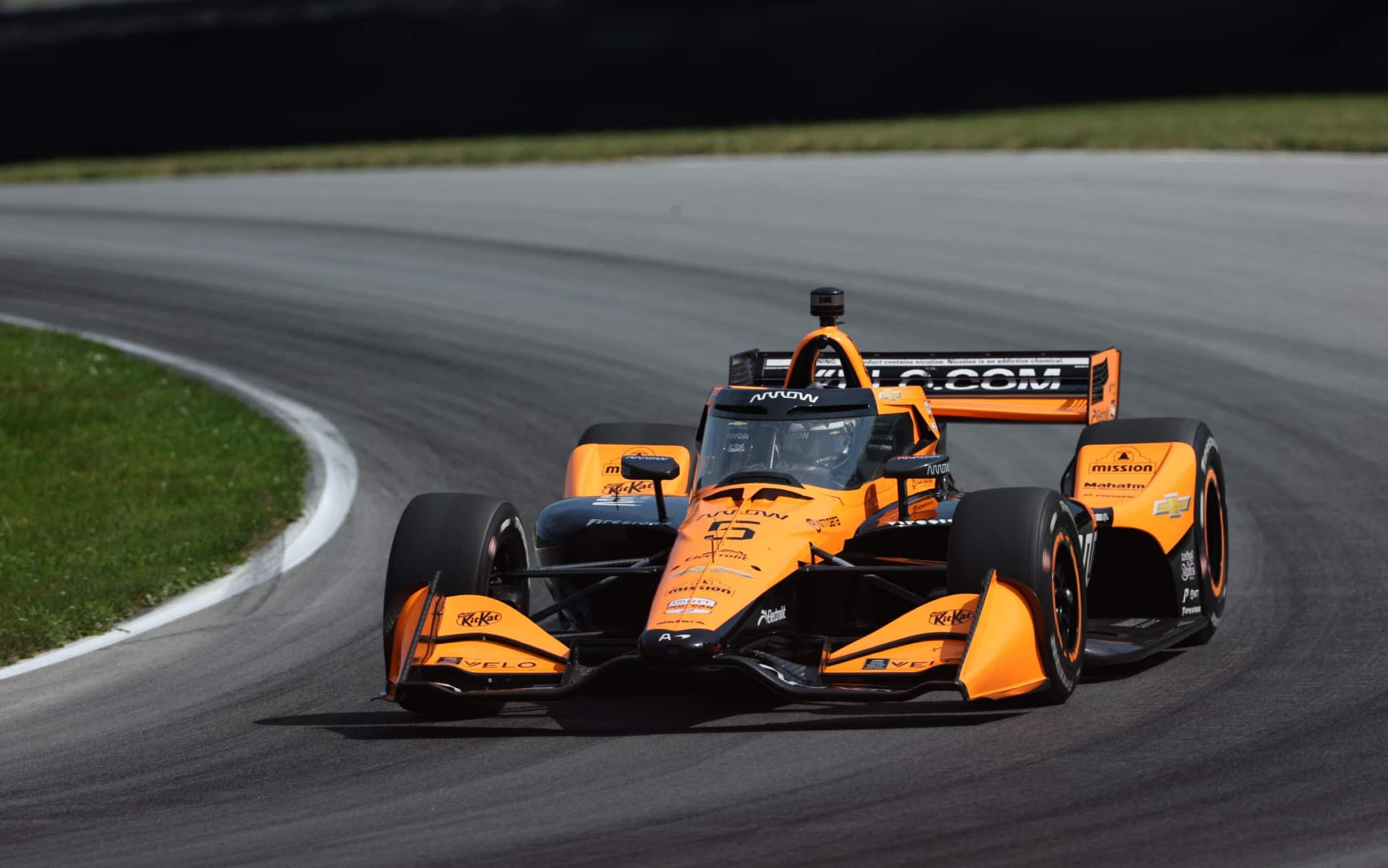 Mid Ohio, doppietta McLaren: vince O'Ward su Lundgaard, Palou sempre leader 
