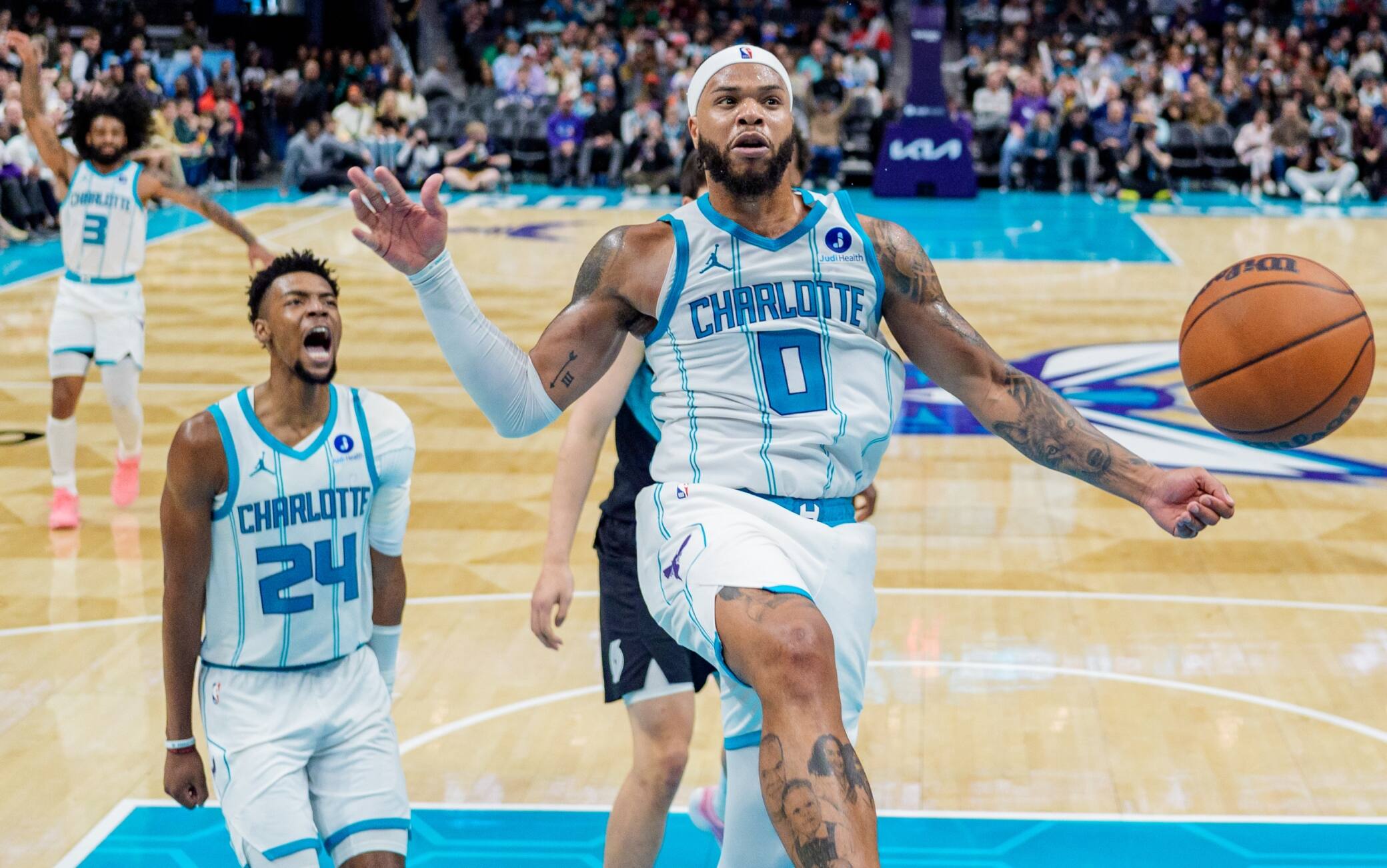 NBA, Charlotte vola con Miles Bridges e Moussa Diabate: la top 5 della notte. VIDEO