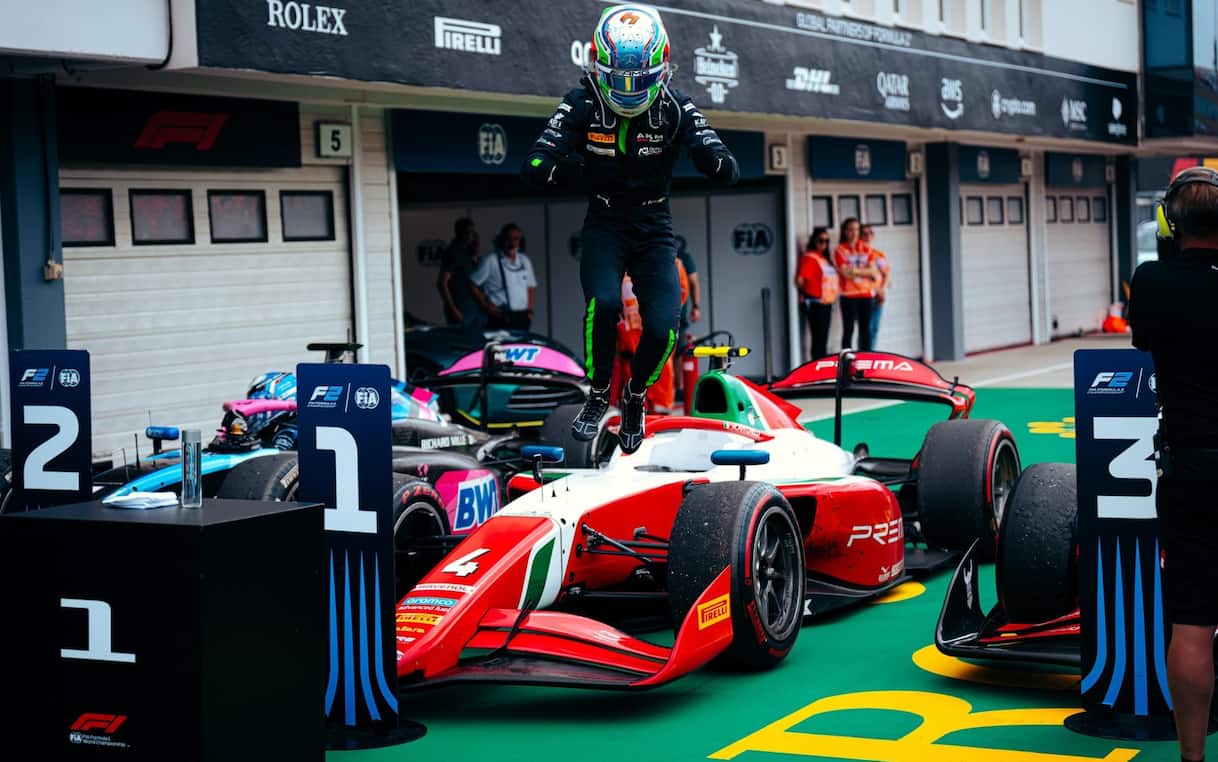 Formula 2, Kimi Antonelli è super! Sua la Feature Race a Budapest: gli ...