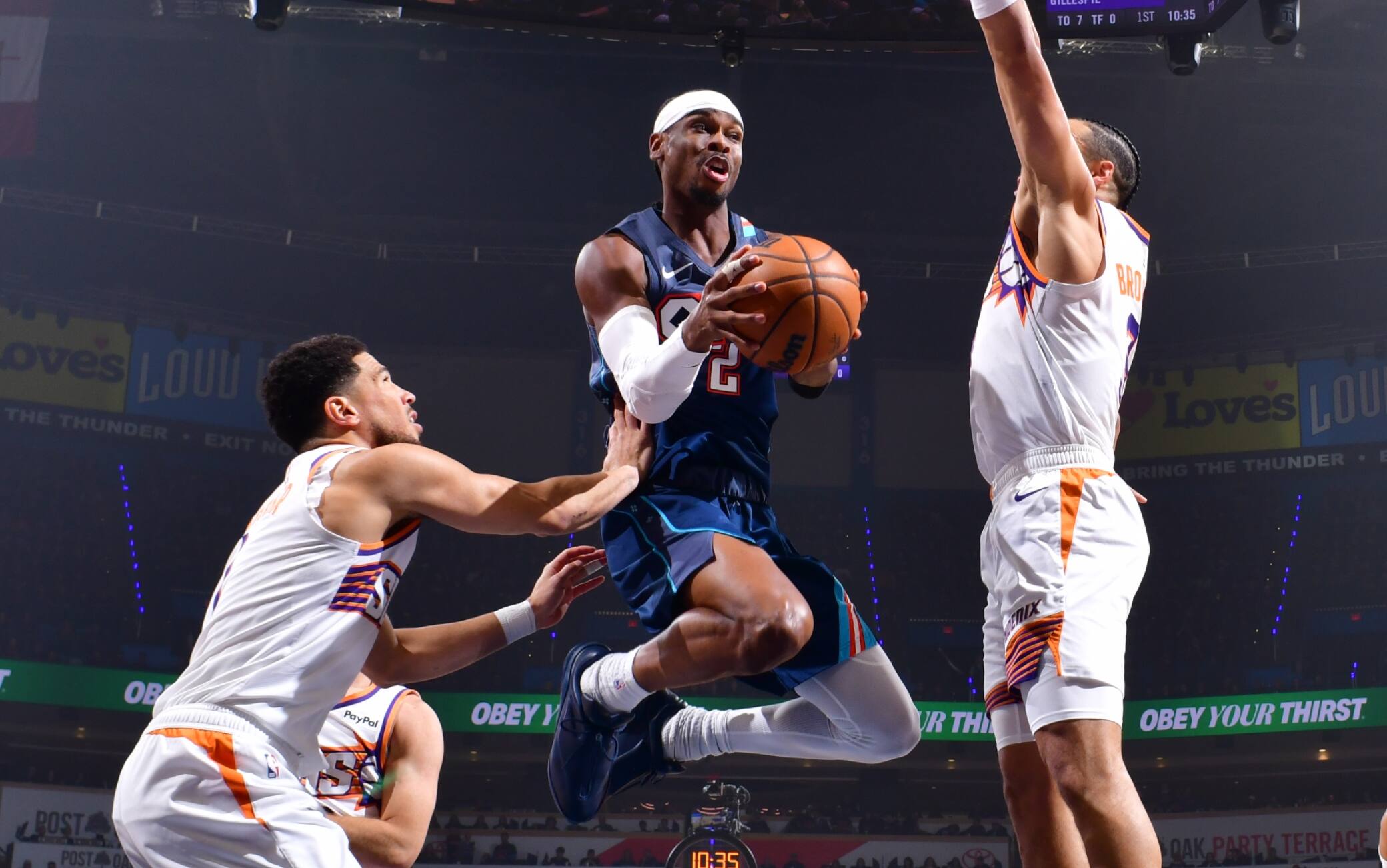 Playoff NBA, risultati della notte: OKC vola sul 2-0 con Phoenix, Detroit pareggia i conti