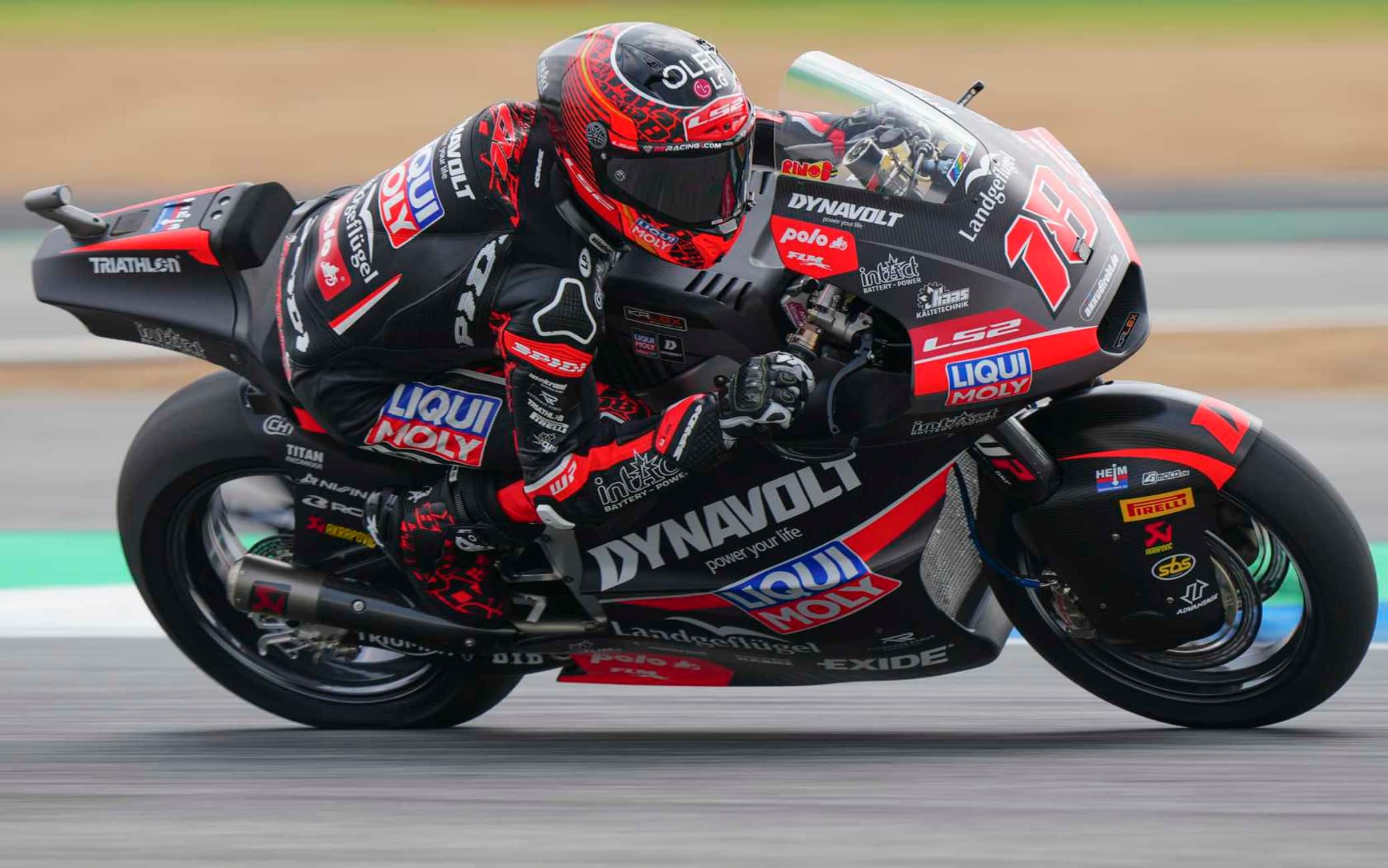 Moto2, GP Thailandia: punti gara dimezzati per errore nel conteggio dei giri