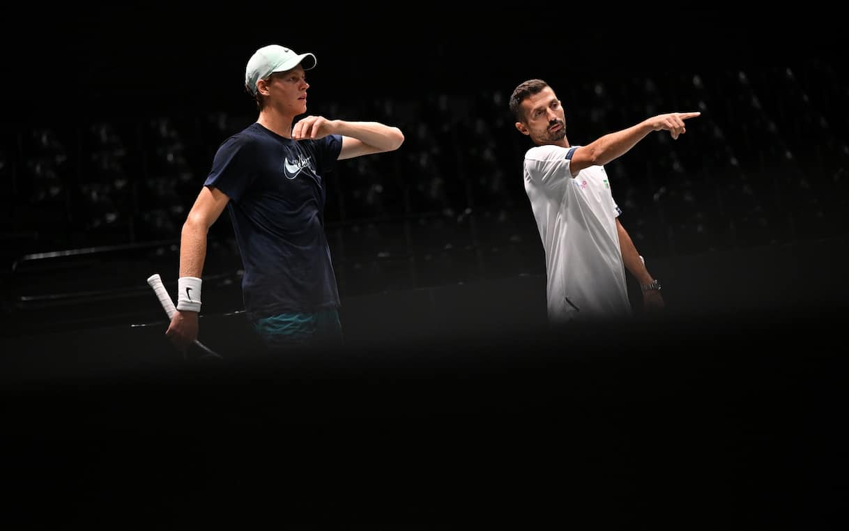 Vagnozzi e Sinner durante un allenamento