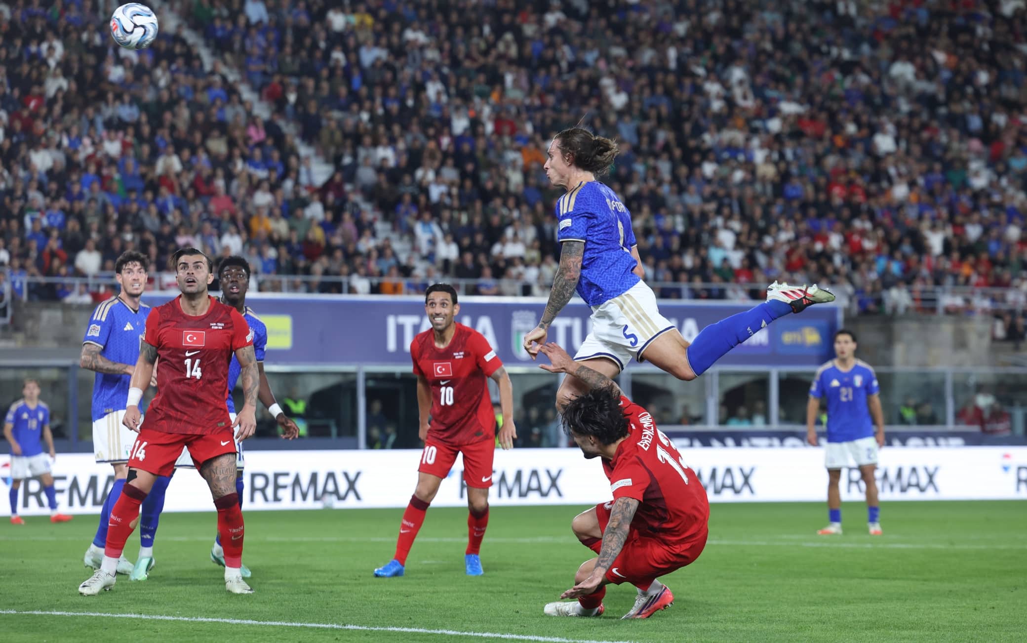 Calafiori! L'Italia torna subito in vantaggio!