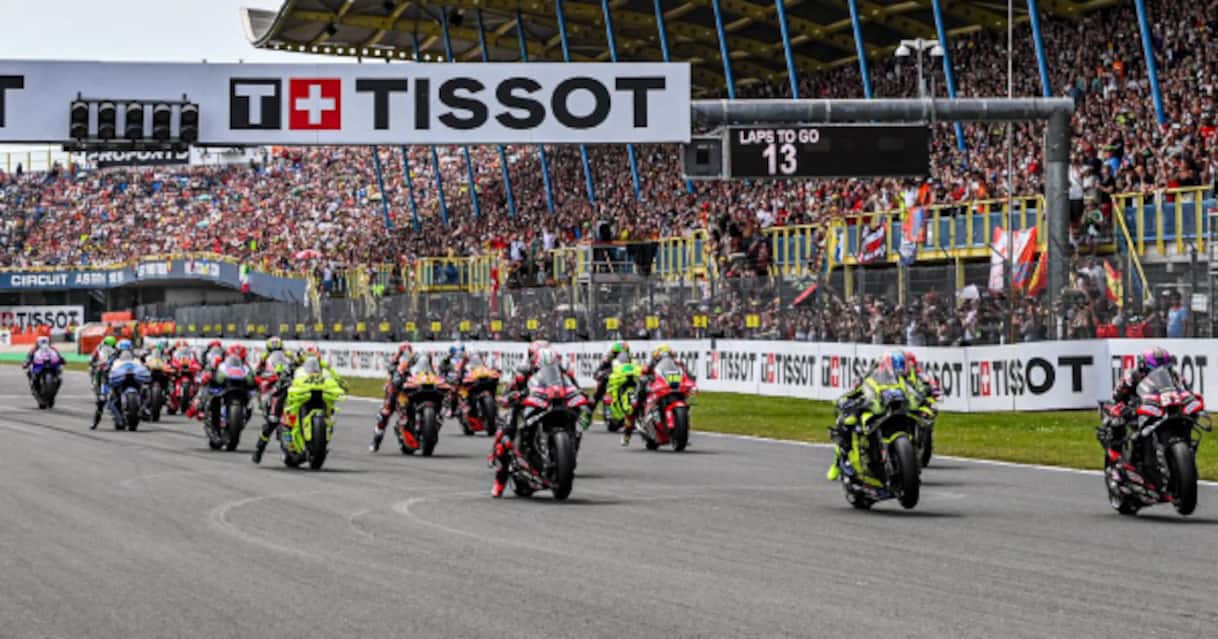 https://sport.sky.it/assets/images/342756558fa777faacc36d1bf441912766771274/skysport/it/motori/motogp/video/2026/06/27/gp-assen-sprint-race-partenza-sky-tech-video-1108075/partenza_assen_dorna_og.jpg?im=Resize,width=1218