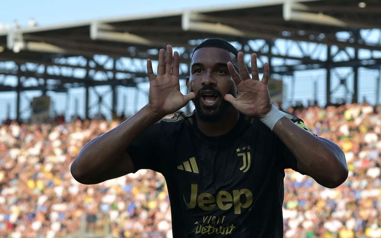 Photo: SKY Juventus s'impose 1-0 face au Frosinone grâce à un but de Gleison Bremer