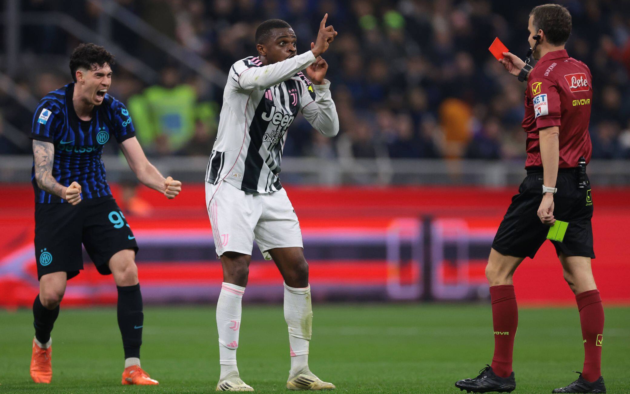 Juve, squalifica Kalulu confermata: niente grazia da Figc
