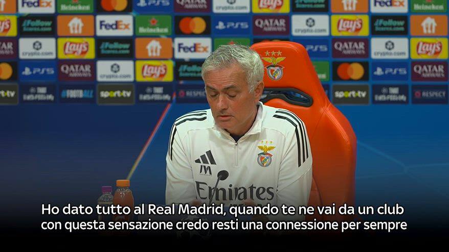 Mourinho: "Ho dato tutto al Real, ora c'è solo il Benfica"