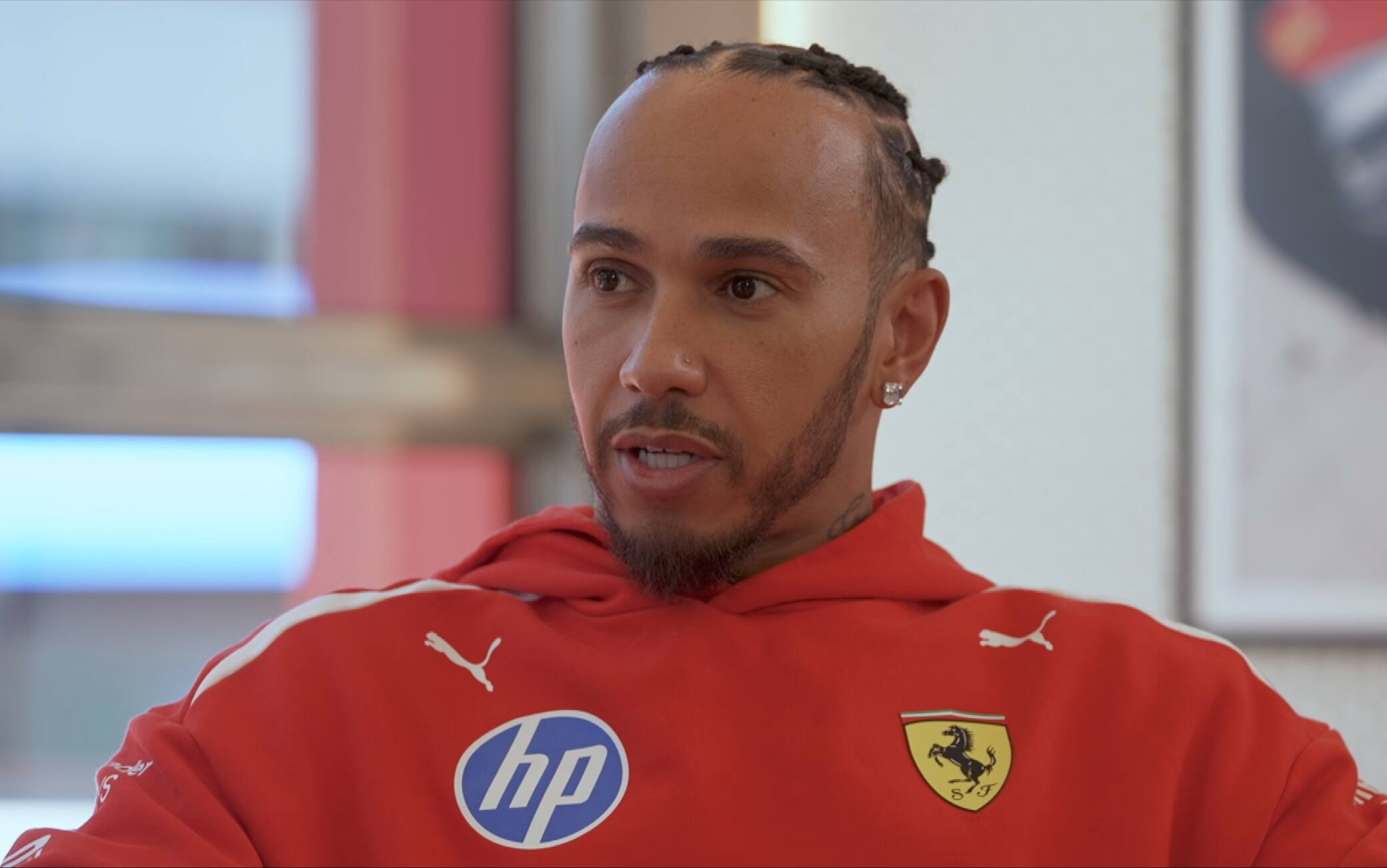 Ferrari, Hamilton: "Le difficoltà mi hanno aiutato a crescere"