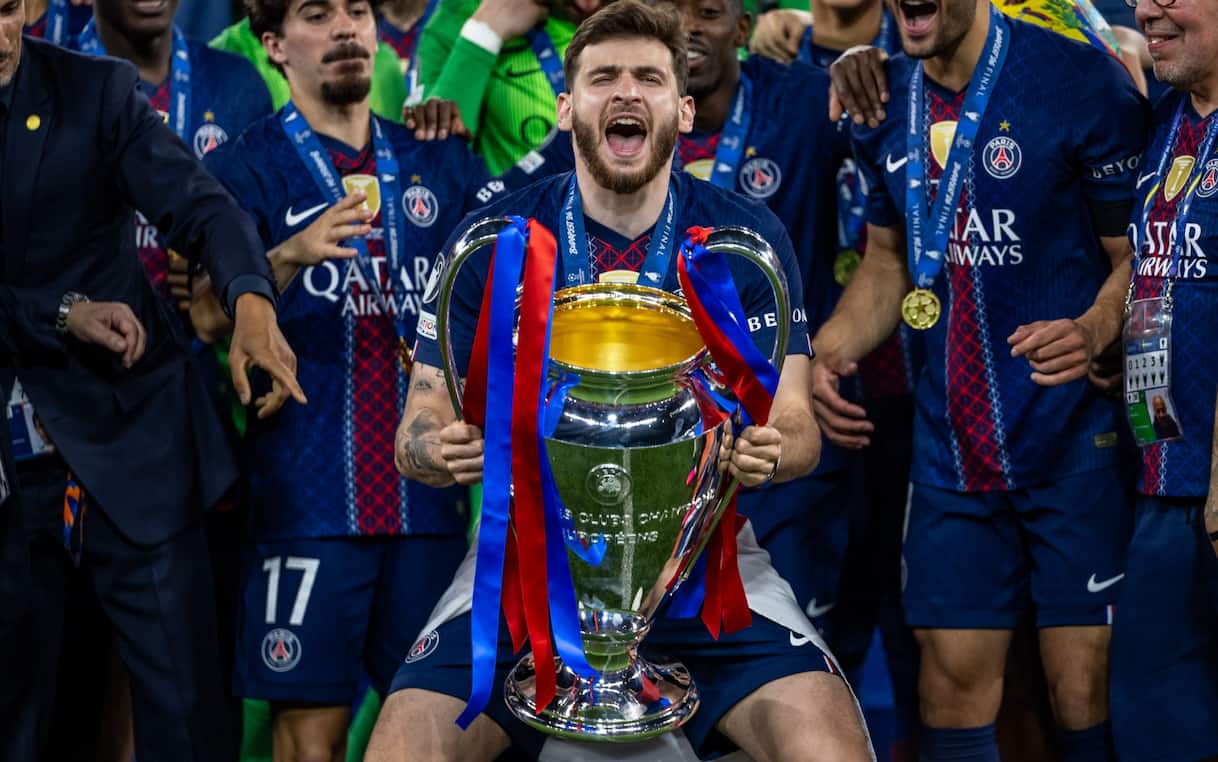 https://sport.sky.it/assets/images/37d4a89869a84742c81e644b2af33eeabc9d649a/skysport/it/calcio/champions-league/video/2026/05/31/psg-vittoria-champions-del-piero-commento-video-1102083/kvara1_getty.jpg?im=Resize,width=1218