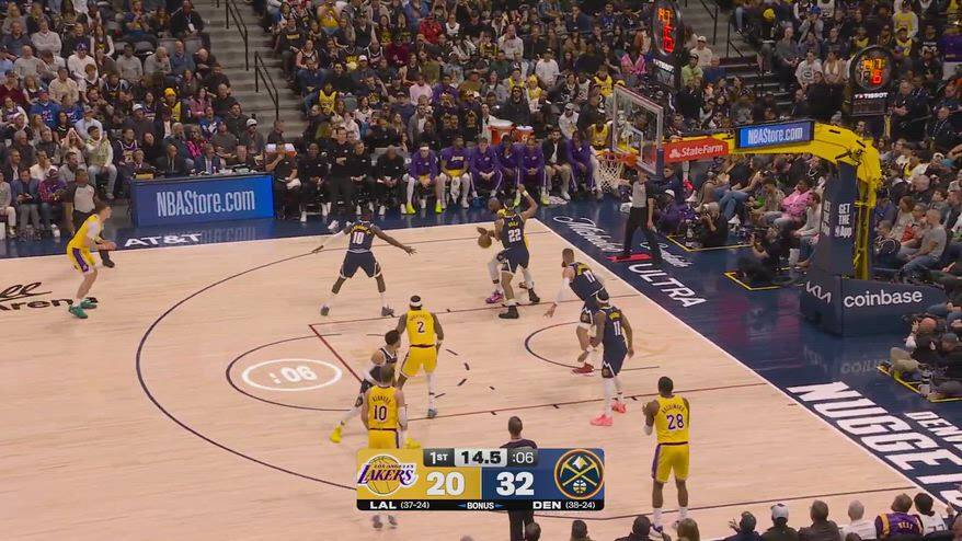 NBA, LeBron supera Jabbar per canestri segnati in carriera
