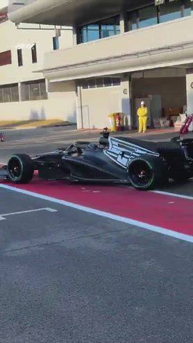 F1, Cadilac in pista a Barcellona: shakedown collettivo