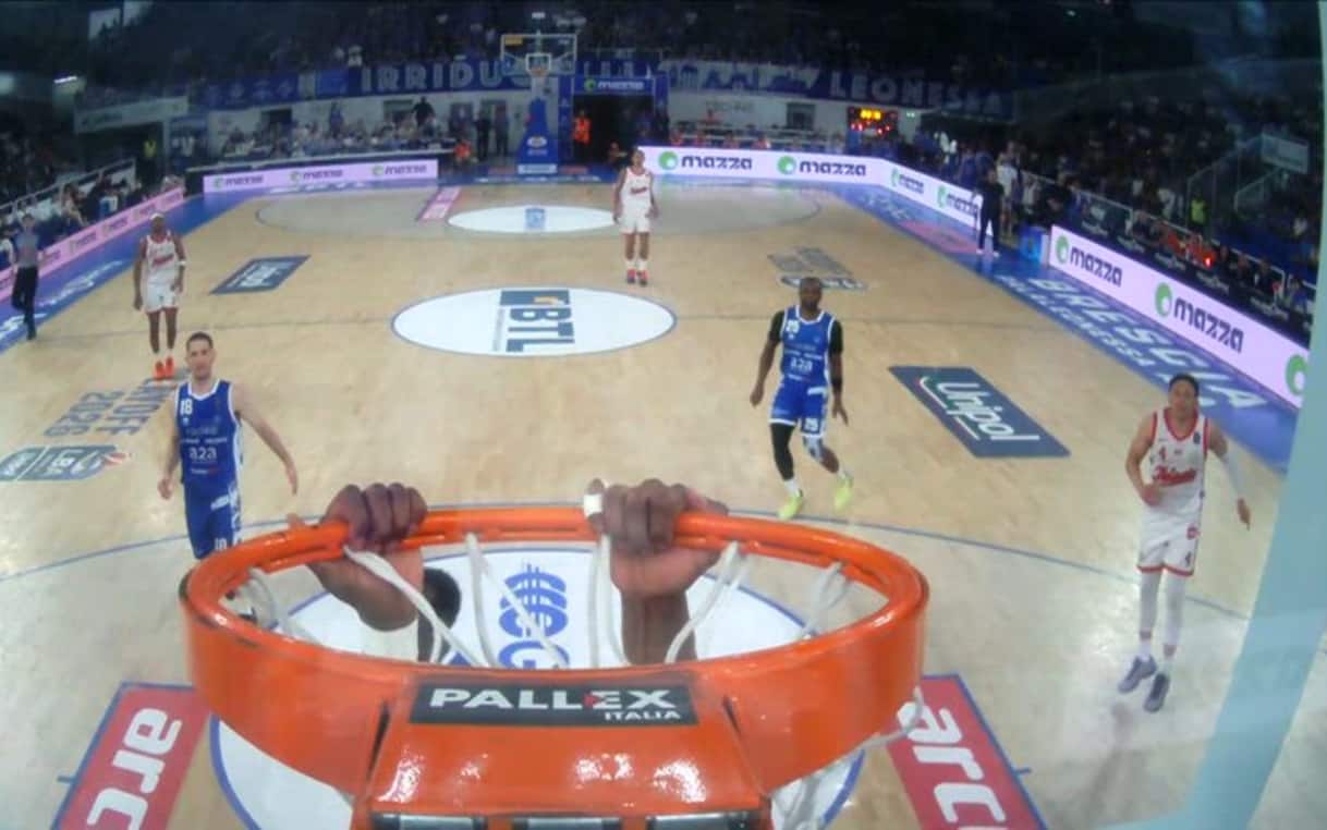 https://sport.sky.it/assets/images/39e3d1ecab489f7baef9037b11c262ba6cb31fa7/skysport/it/basket/video/2026/05/25/trieste-brescia-ross-brown-alley-oop-video-1100774/videoframe.jpg?im=Resize,width=1218