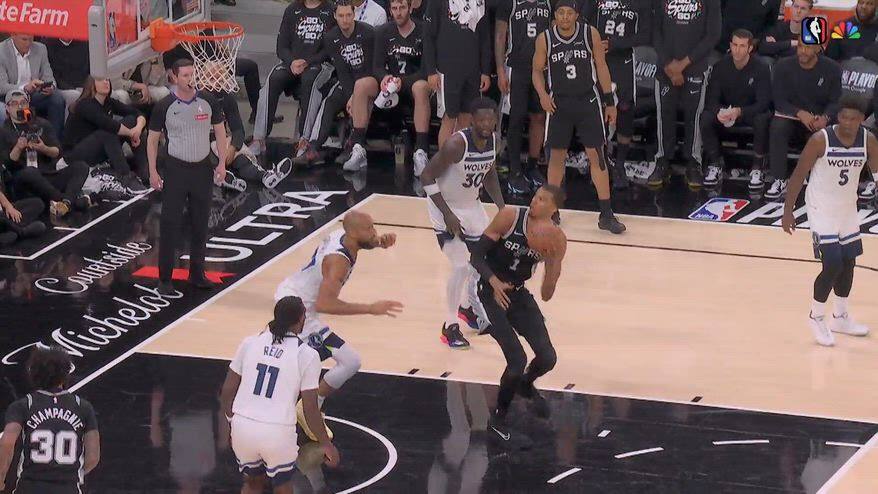 NBA, Wembanyama manda al bar Gobert con la finta di tiro