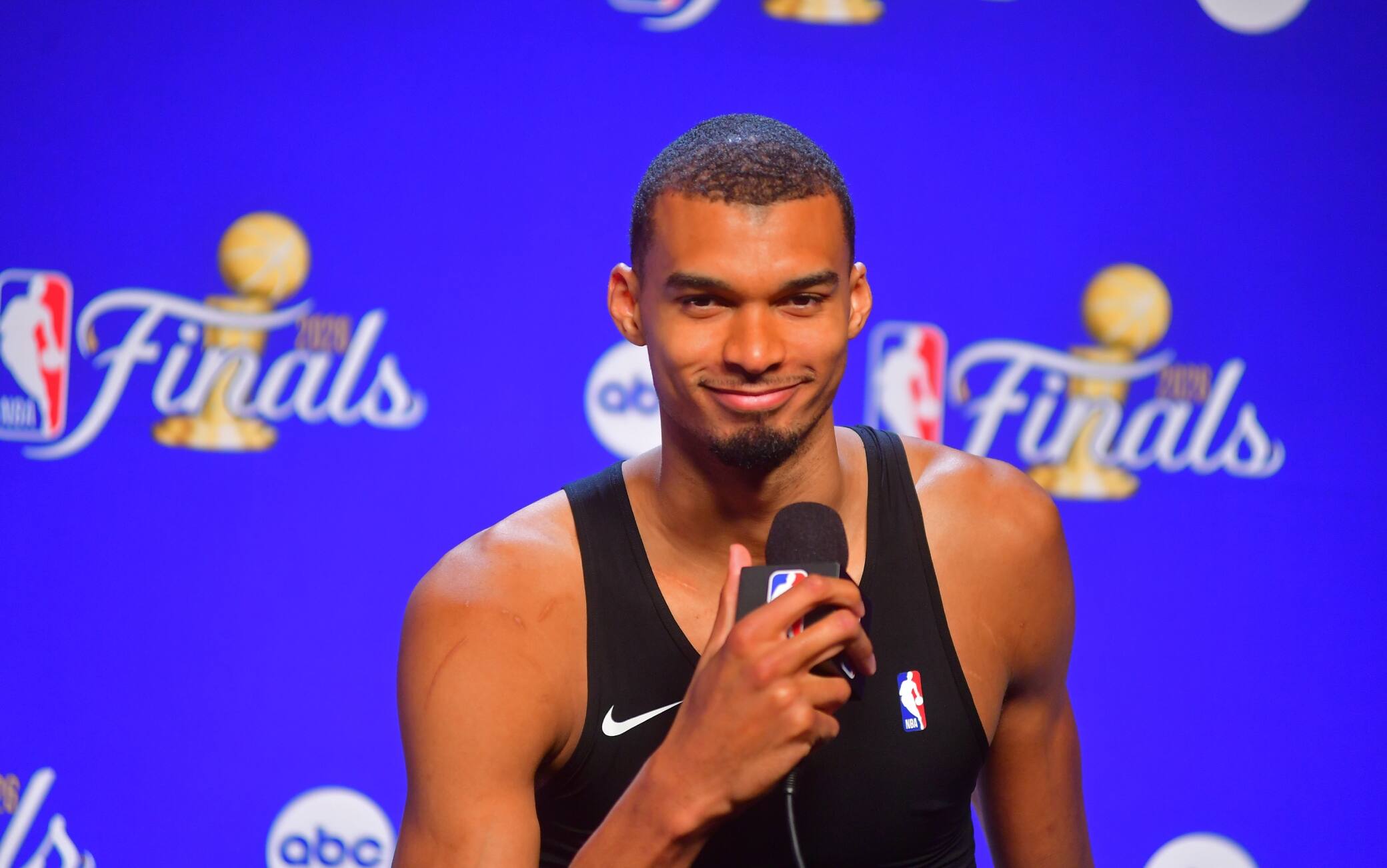 NBA Finals, Wemby: "Io il nuovo cattivo a New York? Credo di non avvicinarmi a Trae Young"