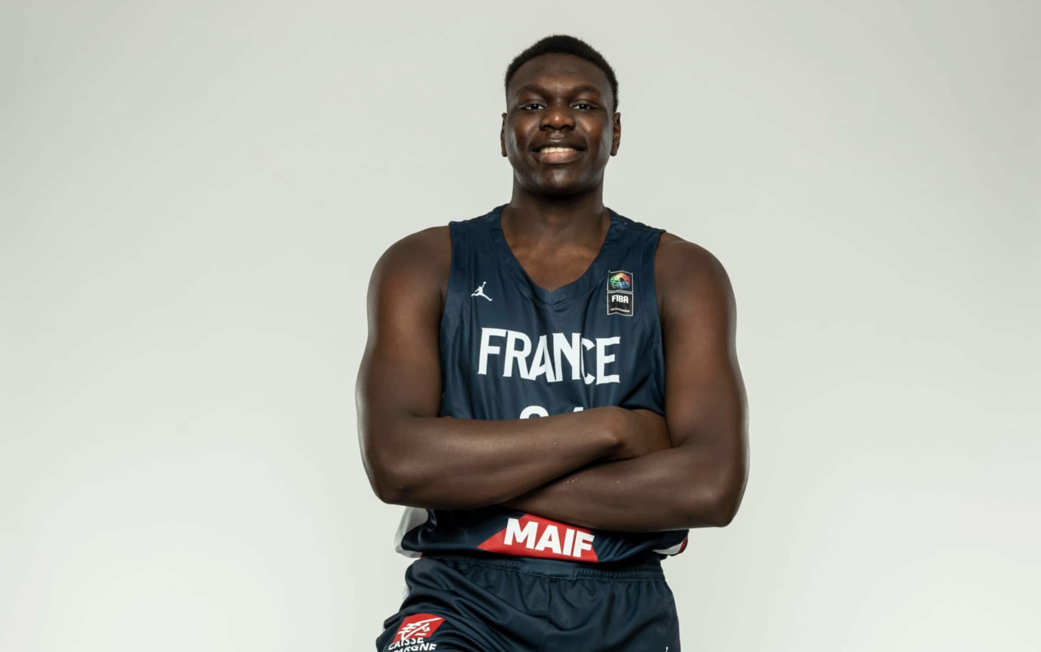 Draft NBA, i Clippers lo scelgono al Draft, ma Narcisse Ngoy preferisce il college
