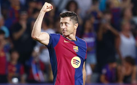 epa11563502 Barcelona's Robert Lewandowski celebrates after scoring the 2-1 goal during the Spanish LaLiga soccer match between FC Barcelona and Athletic Bilbao, in Barcelona, Spain, 24 August 2024.  EPA/Quique Garcia