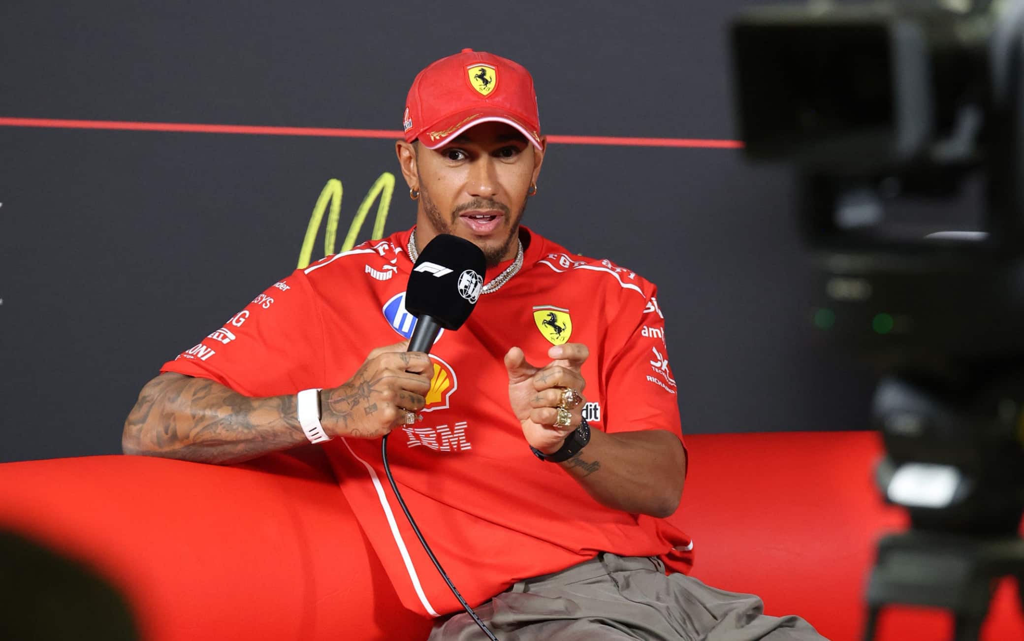 GP Monza, Hamilton: "In Ferrari è un nuovo inizio, Antonelli merita quel che sta facendo"