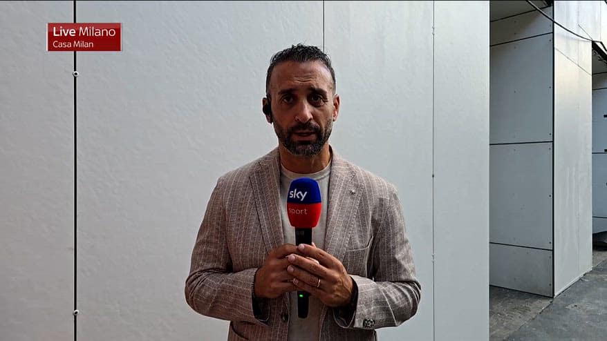 Milan, Saelemaekers: caviglia destra da valutare