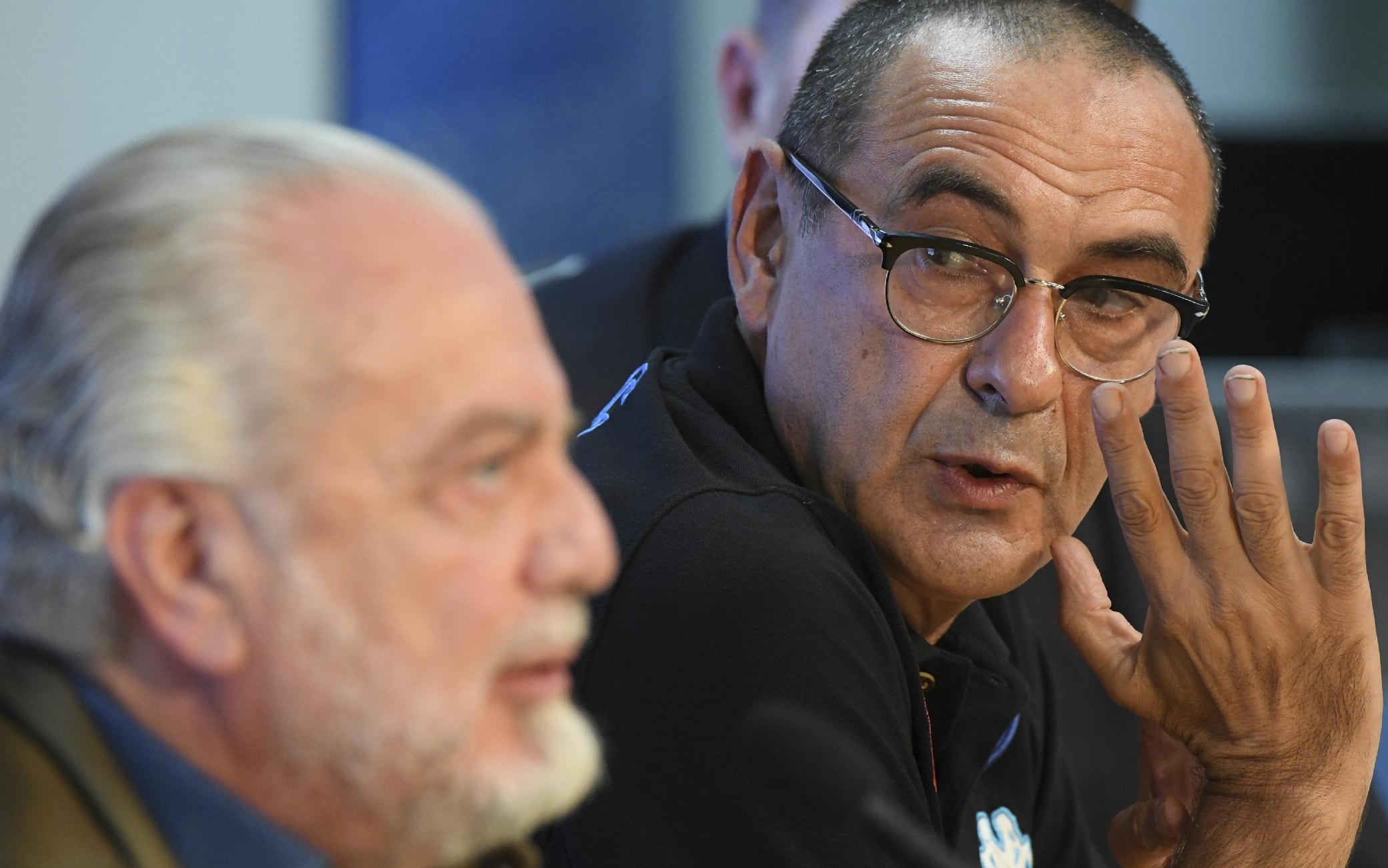 Napoli: contatti con Sarri per la panchina. Sondato Allegri e Italiano sullo sfondo