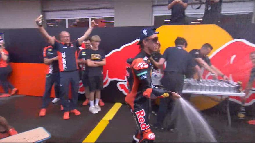 Acosta, che festa nel paddock di Spielberg con la Ktm!