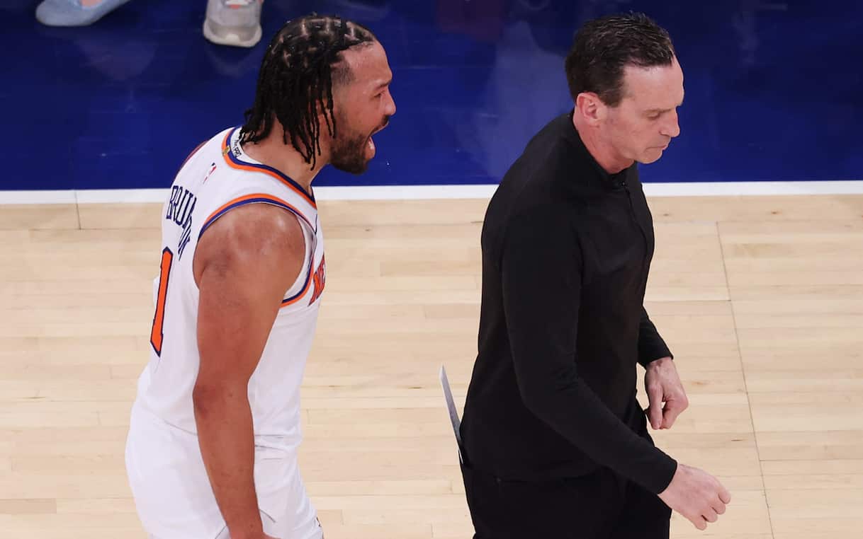 https://sport.sky.it/assets/images/3ecb894523b4ce3cdc1a3c08299705b2f8545700/skysport/it/nba/2026/05/20/playoff-nba-risultati-notte-new-york-cleveland-gara-1/jalen_brunson_atkinson_getty.jpg?im=Resize,width=1218