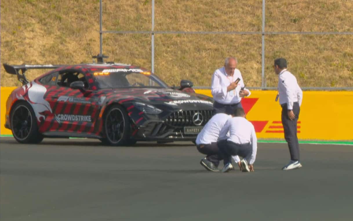https://sport.sky.it/assets/images/3f794227e3b1610c26760b9bb6da7b5693235cb1/skysport/it/motori/formula-1/video/2026/07/24/f1-gp-ungheria-commissari-asfalto-video-1113975/commissari.jpeg?im=Resize,width=1218