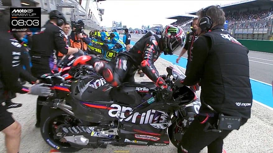 La MotoGP si prepara per la pioggia: prove di flag to flag