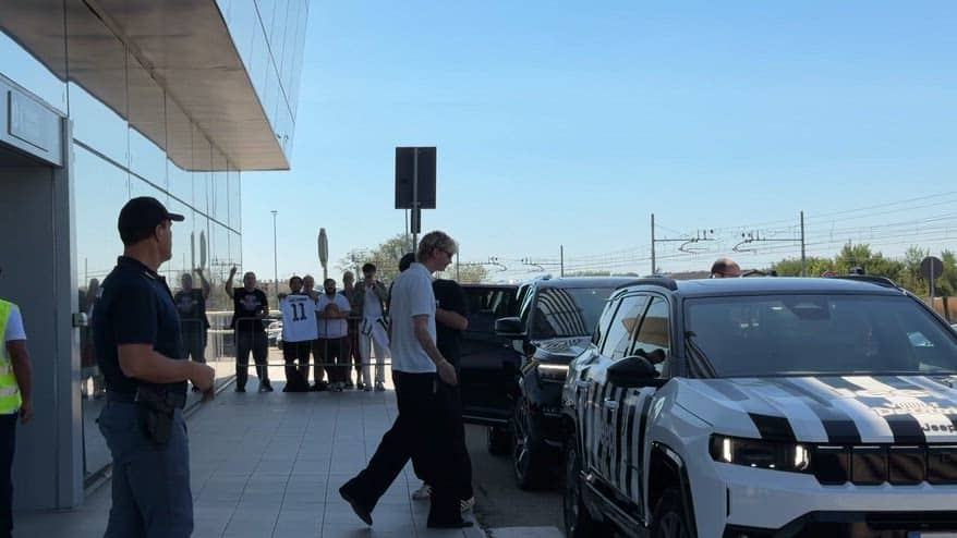 Juve, Woltemade è a Torino: l'arrivo in città