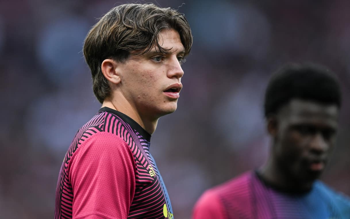 https://sport.sky.it/assets/images/40633fedfde65d0e80a10170d00cdc49ef02b001/skysport/it/calcio/calciomercato/video/2026/06/24/palestra-chelsea-di-canio-commento-video-1107369/palestra.jpg?im=Resize,width=1218