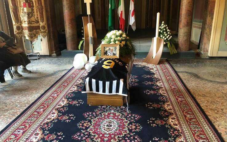 La camera ardente allestita a Varese