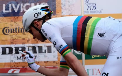 GAZZETTA DELLO SPORT 24/10/2011 MORTE SIMONCELLI - Libri e Riviste In vendita a Ancona