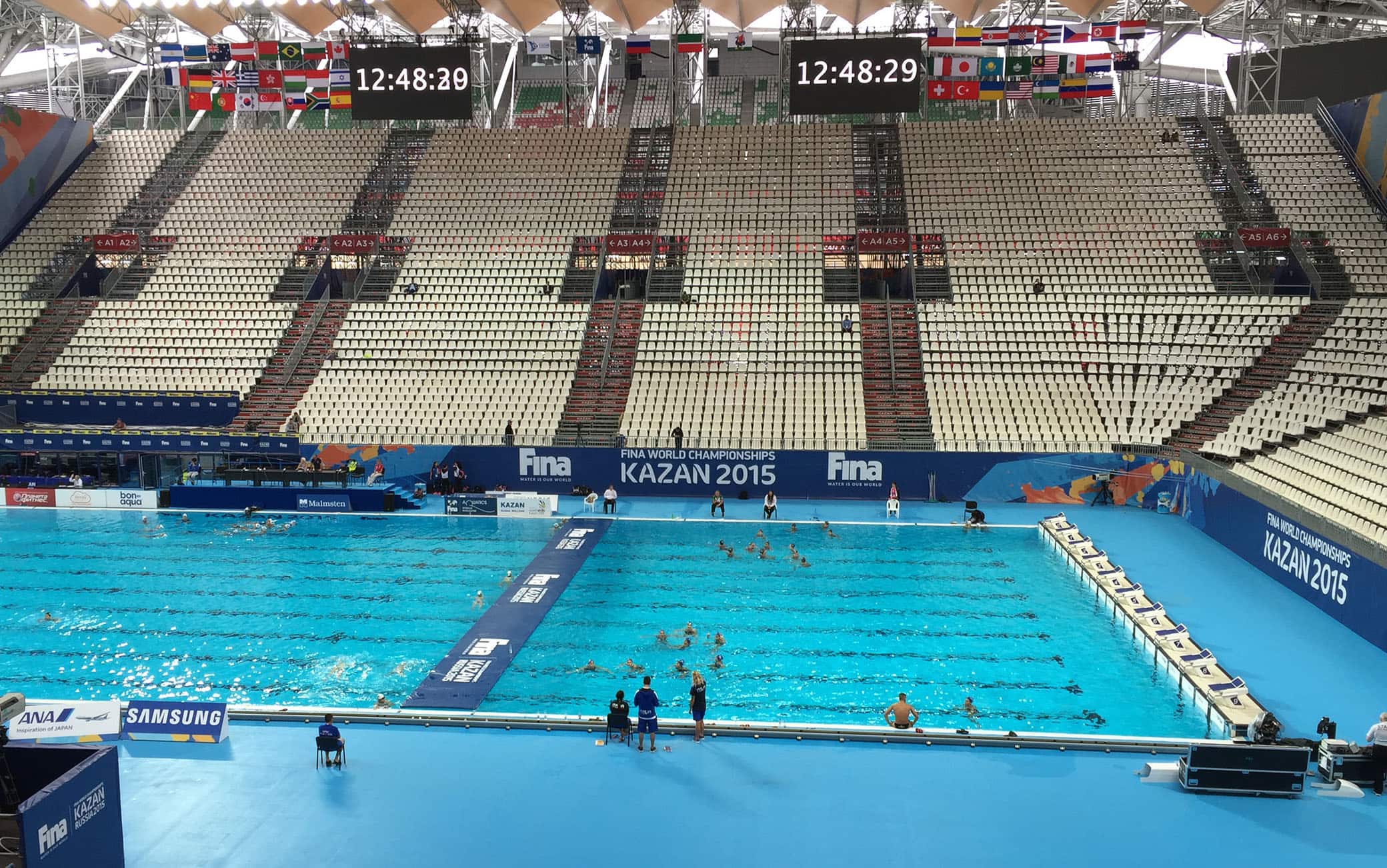 Nuoto, stop al bando di Russia e Bielorussia: in gara con inni e bandiere