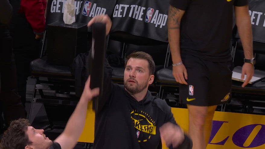 NBA Highlights: LA Lakers-New York 110-97