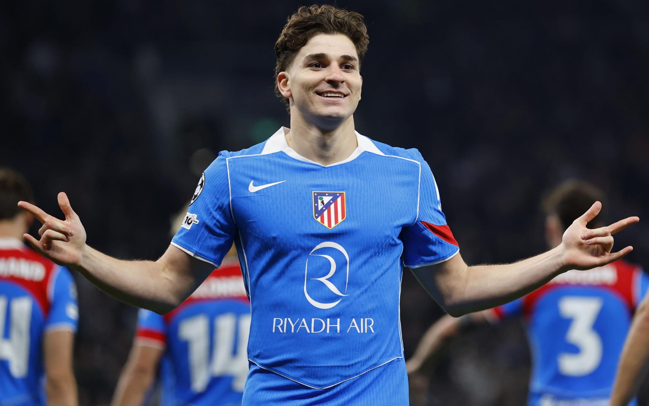 Real Madrid, offerti 150 milioni per Alvarez: l'Atletico rifiuta e replica sui social