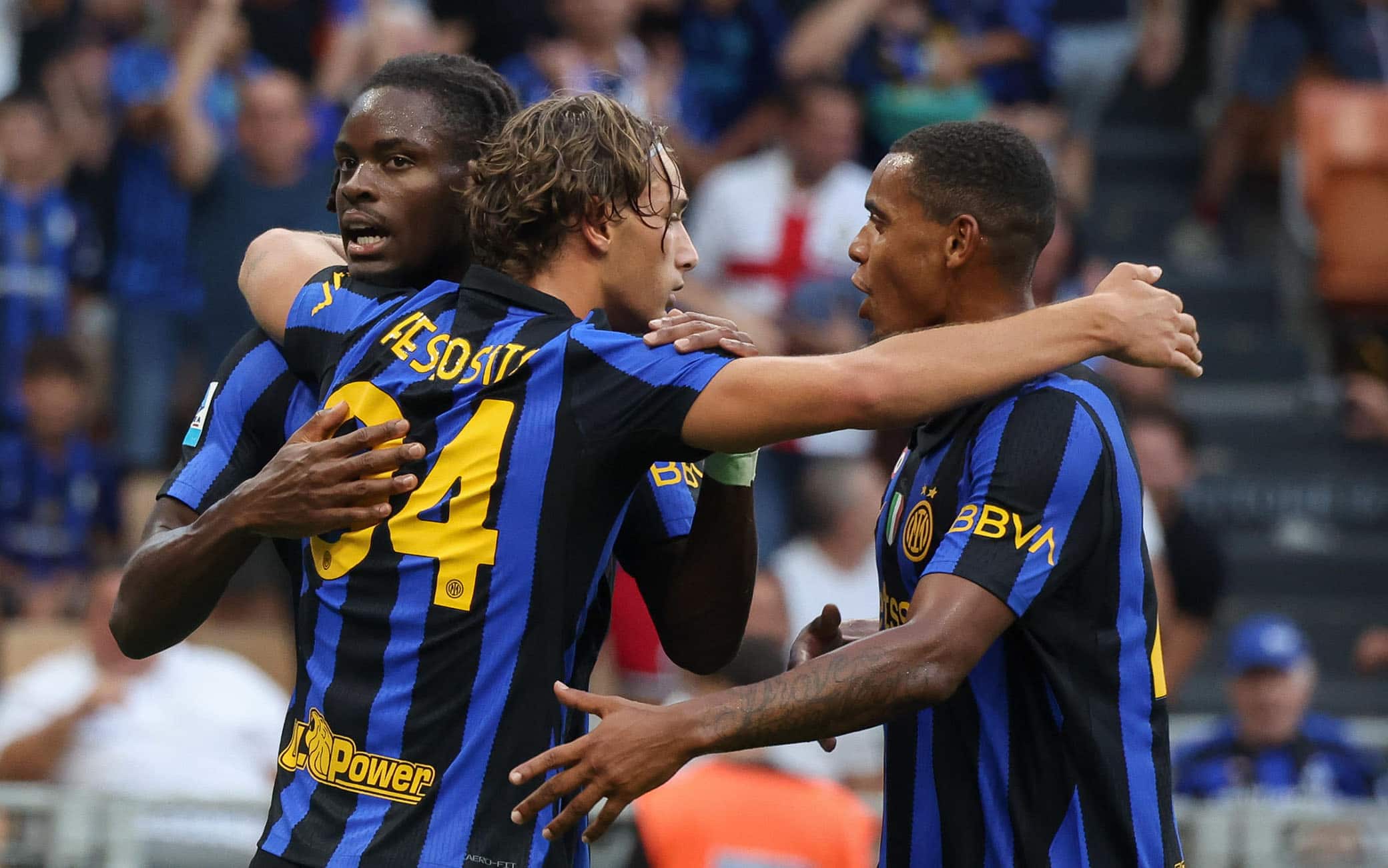 Inter, buona la prima: poker al Monza a San Siro