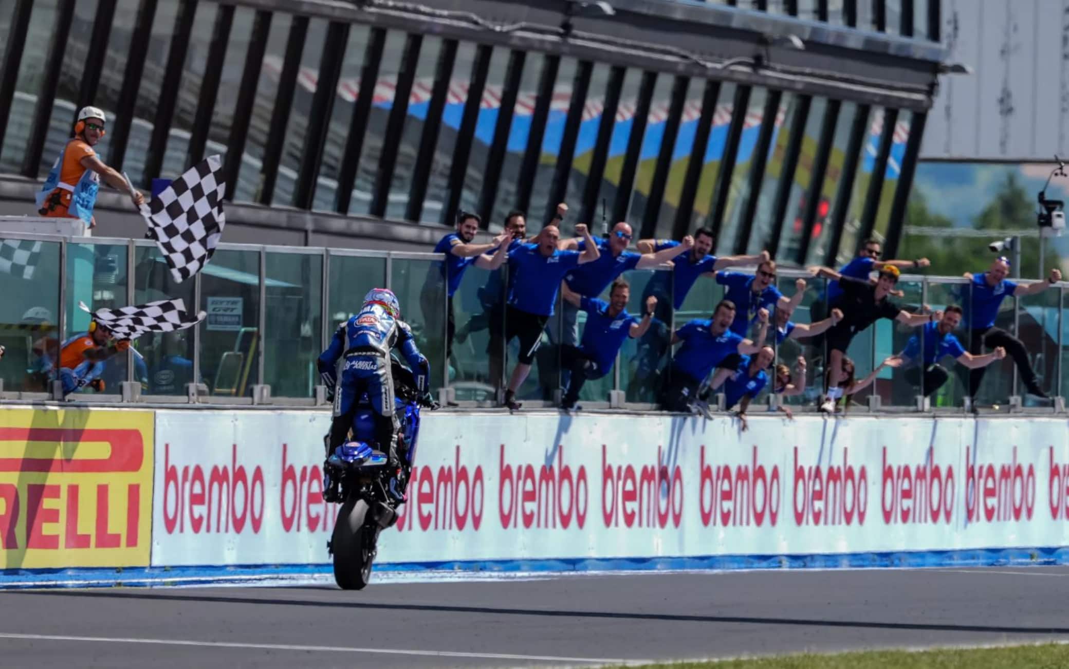 Misano, Gara 2: Arenas fa il capolavoro in Supersport, vincono anche Salvador e Herrera