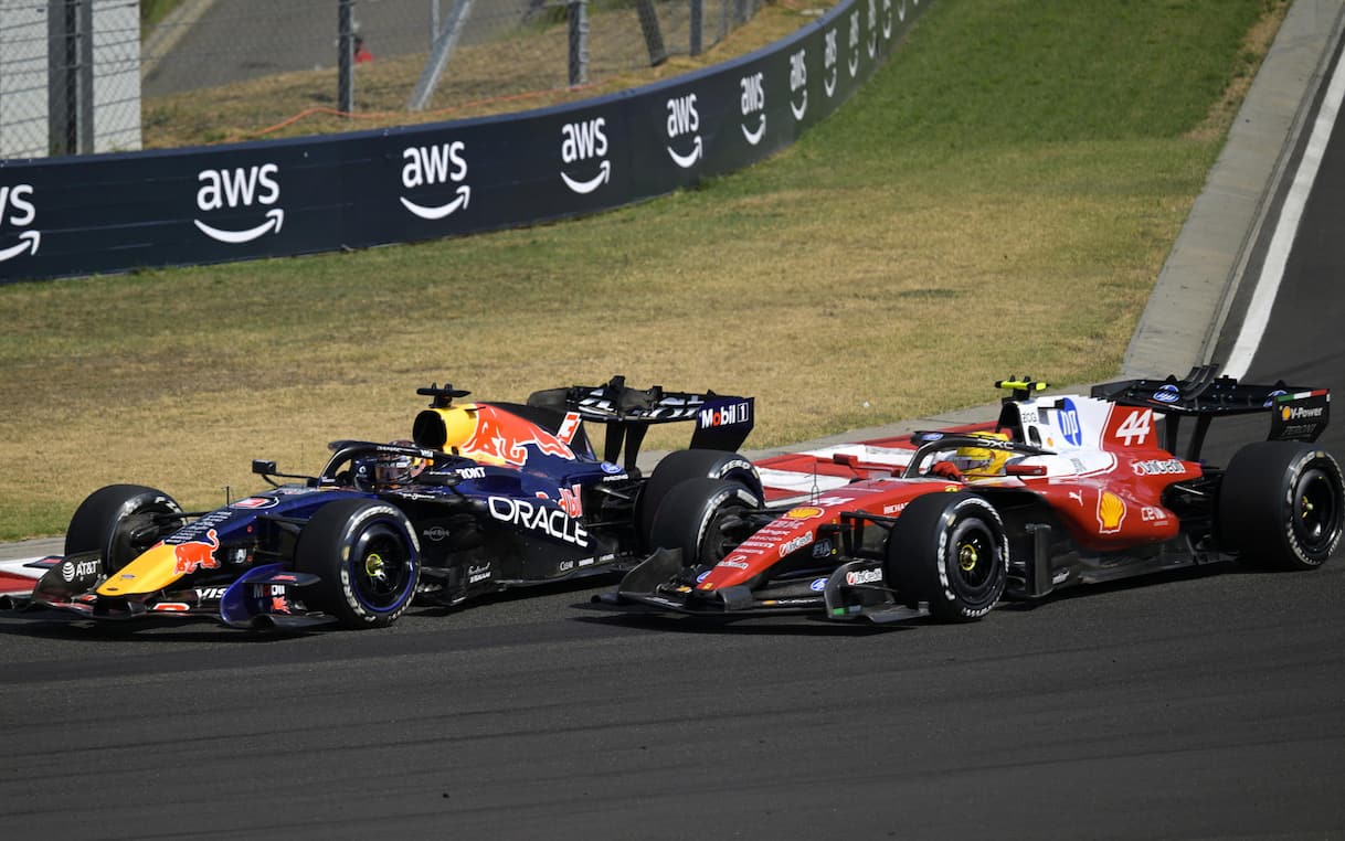 https://sport.sky.it/assets/images/4430fe34e549cffbb0bfff9083d9d196fc3b4d8b/skysport/it/motori/formula-1/video/2026/07/26/verstappen-f1-gp-ungheria-intervista-video-1114331/verstappen-hamilton-ansa.jpg?im=Resize,width=1218