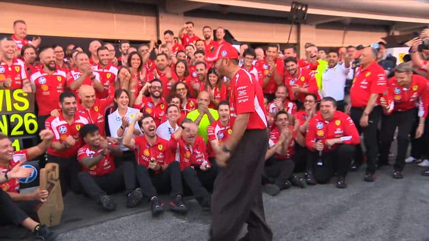 Ferrari, la festa dopo la vittoria di Hamilton a Barcellona