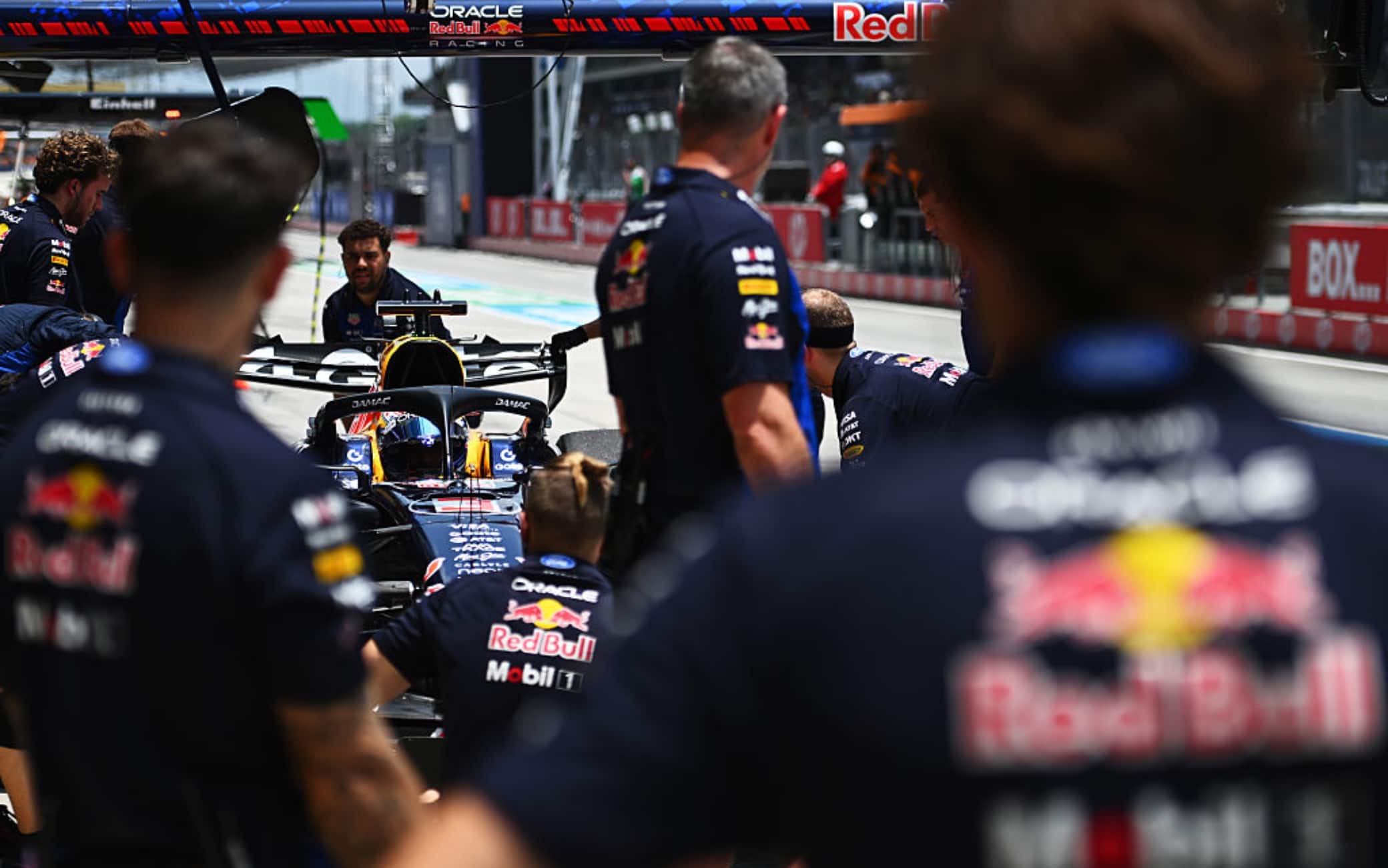 F1