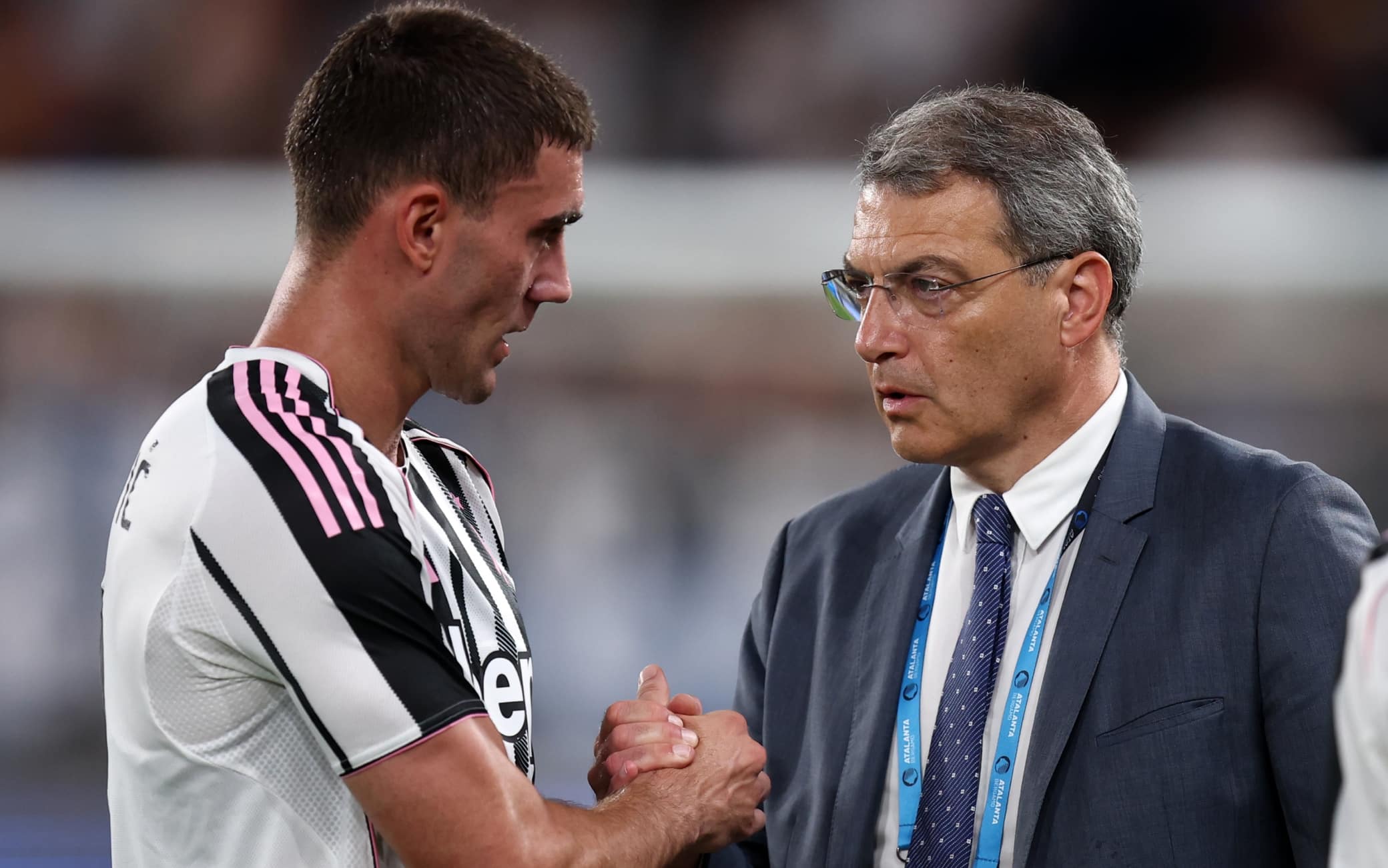 Juve-Vlahovic, primo incontro sul rinnovo: c’è apertura. Le news di calciomercato