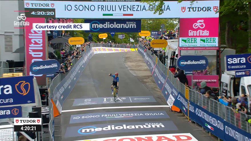Giro d'Italia, Vingegaard vince 9^ tappa a Corno alle Scale