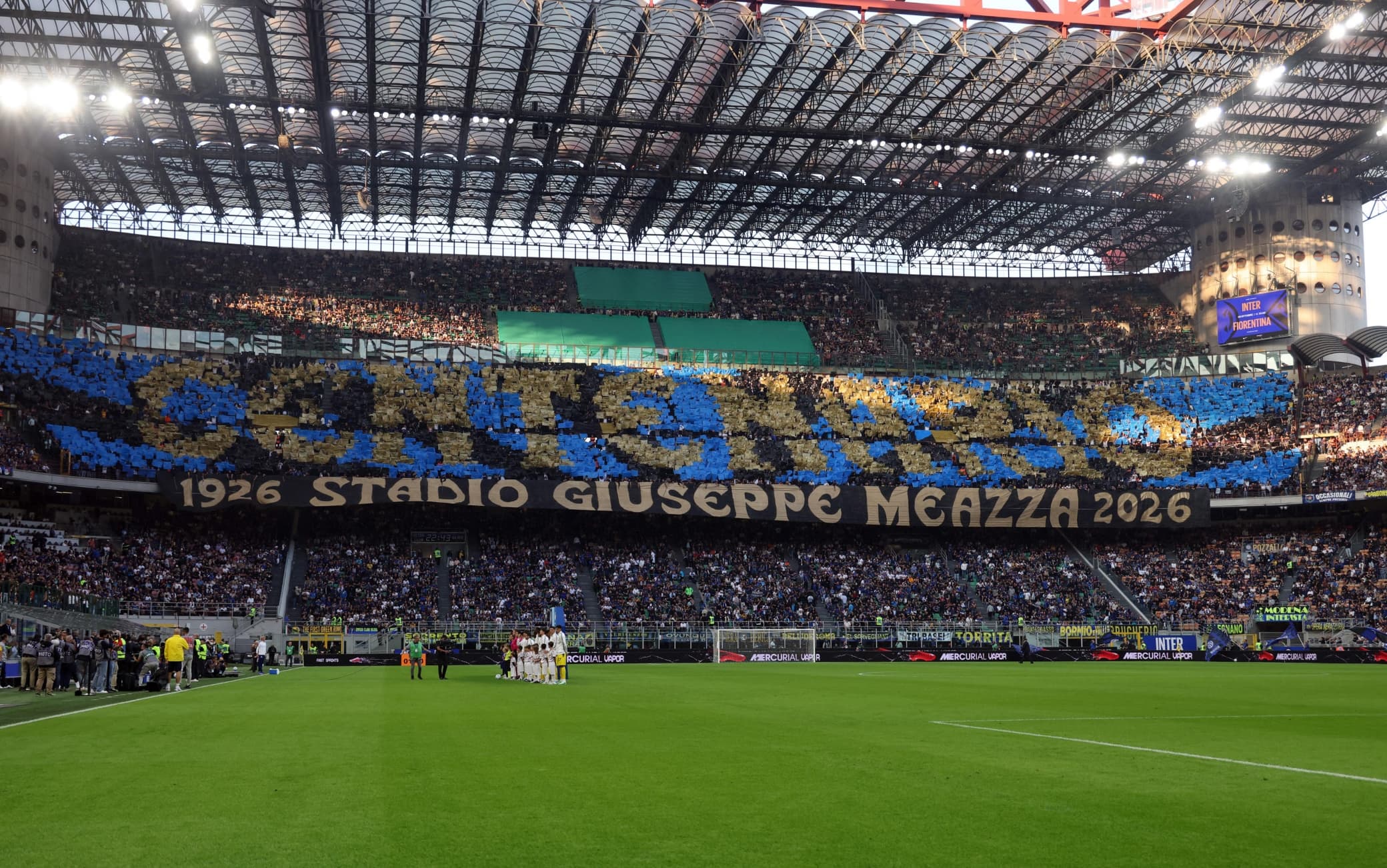 striscione curva Inter