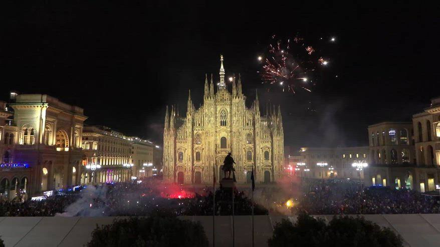 Festa Inter al Duomo: ecco i fuochi d'artificio!