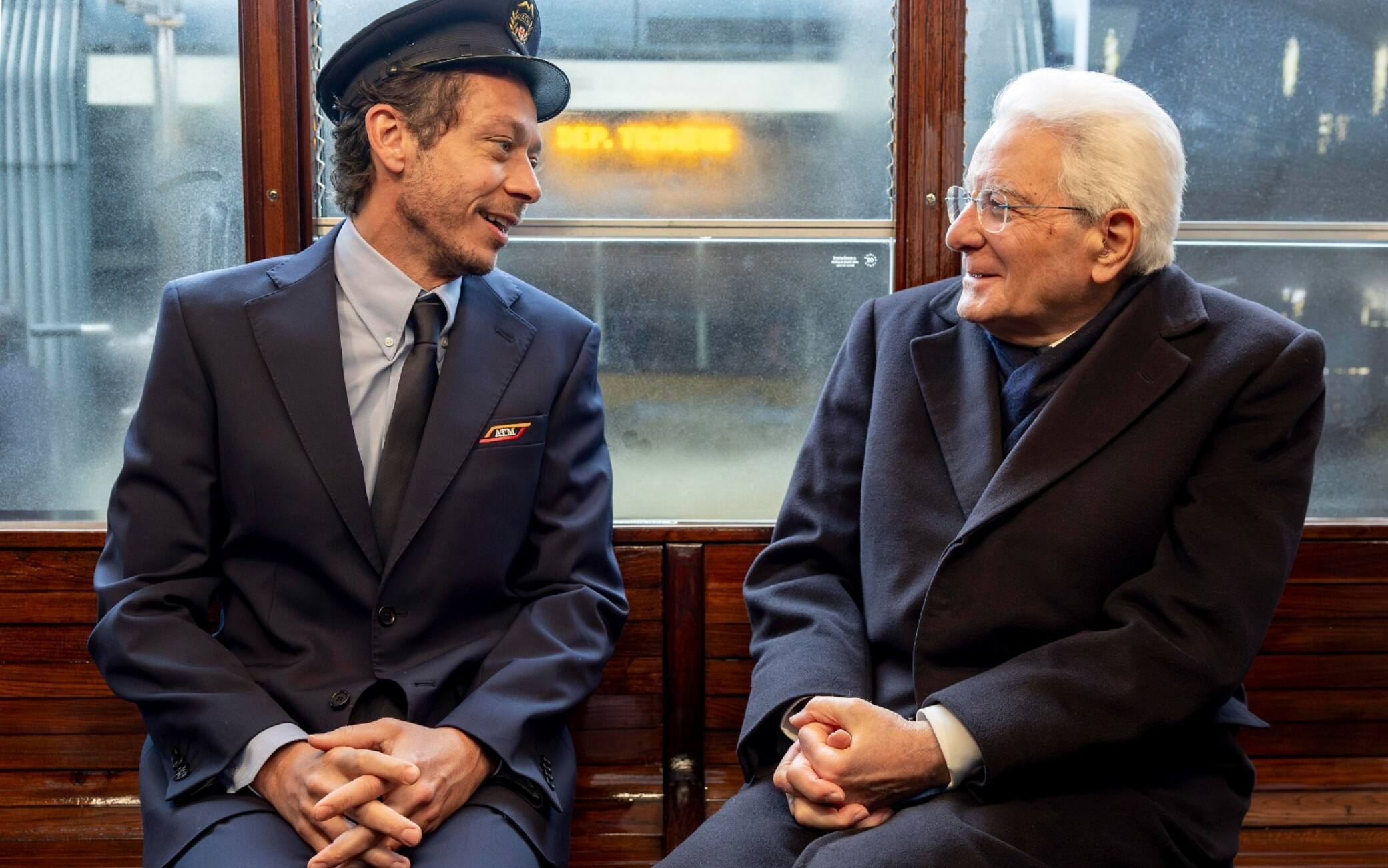 Mattarella e Vale Rossi sul tram