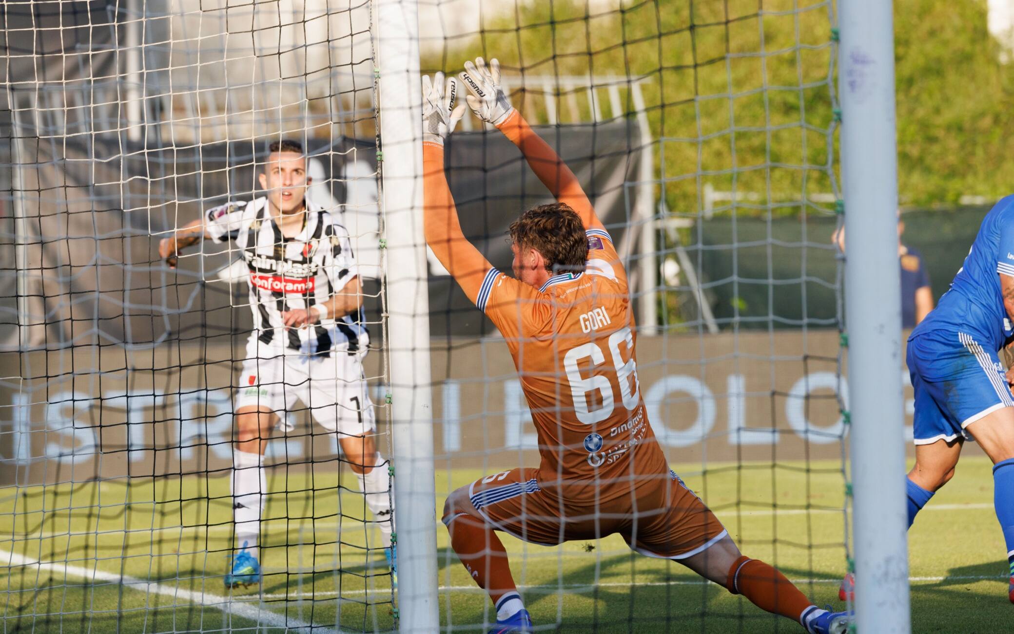 Ascoli-Union Brescia, Silipo segna il gol dei playoff da posizione impossibile!