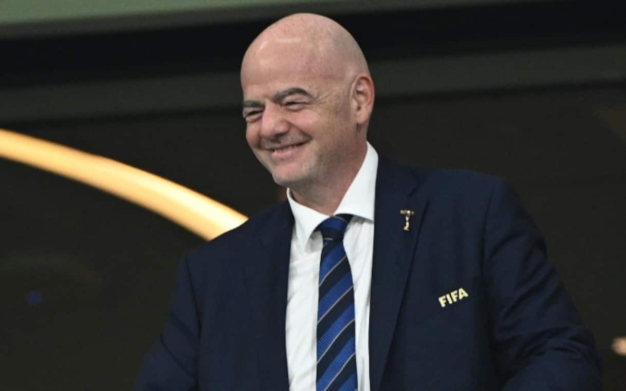 https://sport.sky.it/assets/images/4987837bf0a0a8321d8865e812e03ac97aced808/skysport/it/calcio/europei/2024/06/28/infantino-svizzera-italia/ansa_infantino.jpg?im=Resize,width=1218