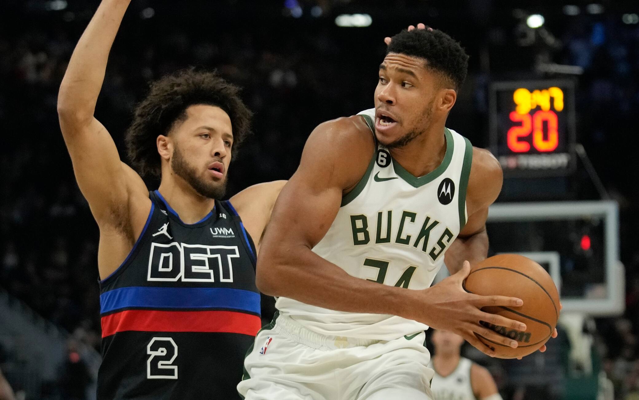 NBA, l'associazione giocatori: "No alla regola delle 65 gare e al tanking dei Bucks"